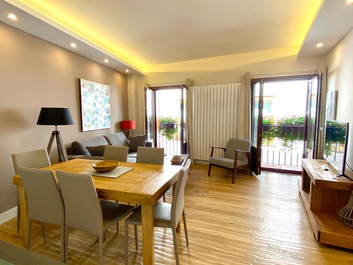 Apartamentos Turisticos Ezcaray Luaran gambar