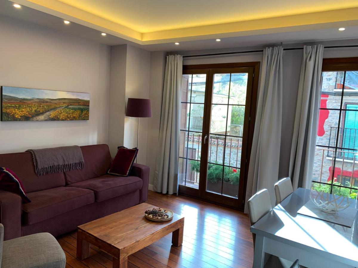Apartamentos Turisticos Ezcaray Luaran gambar