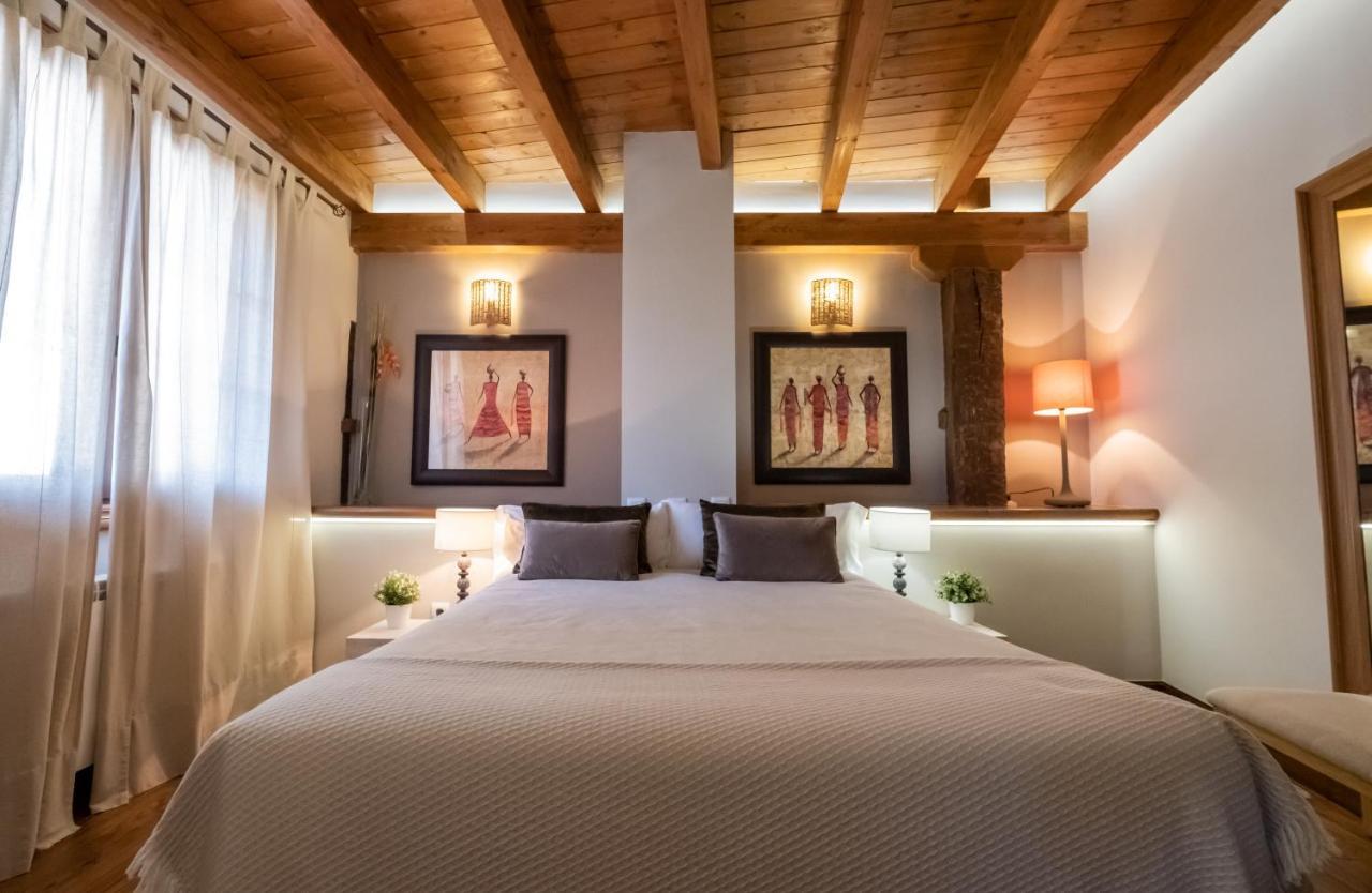 Apartamentos Turisticos Ezcaray Luaran gambar
