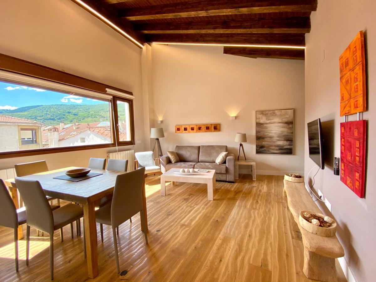 Apartamentos Turisticos Ezcaray Luaran gambar