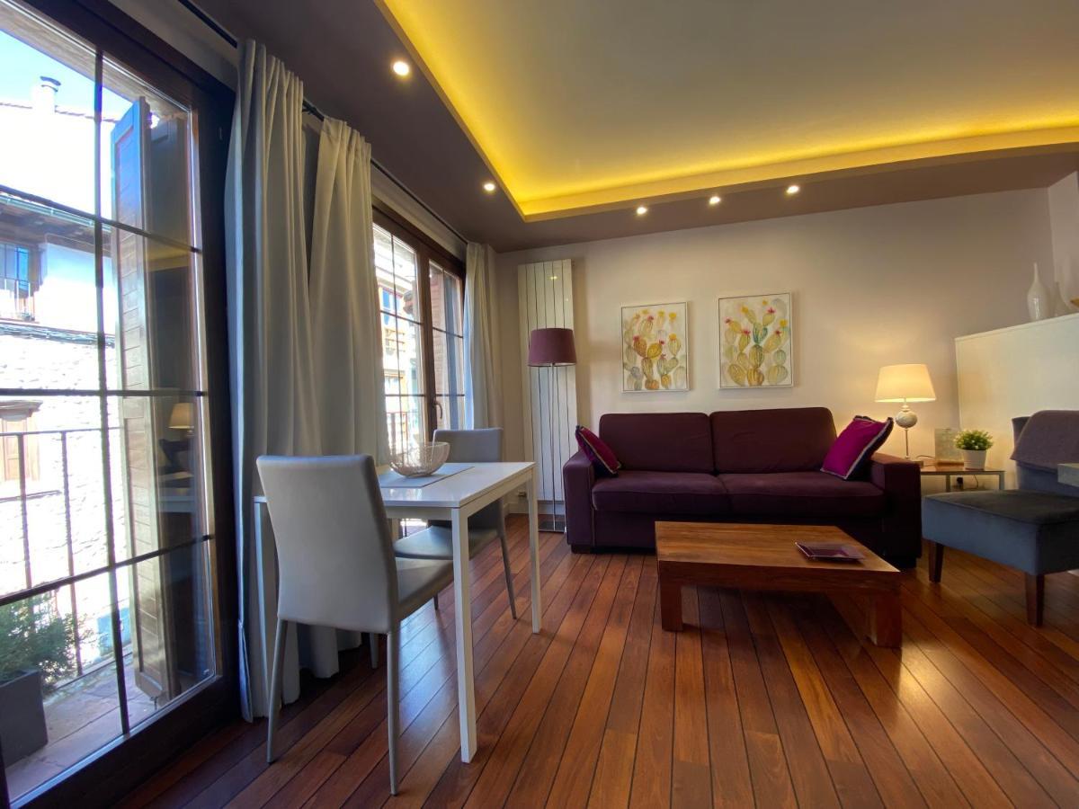 Apartamentos Turisticos Ezcaray Luaran gambar
