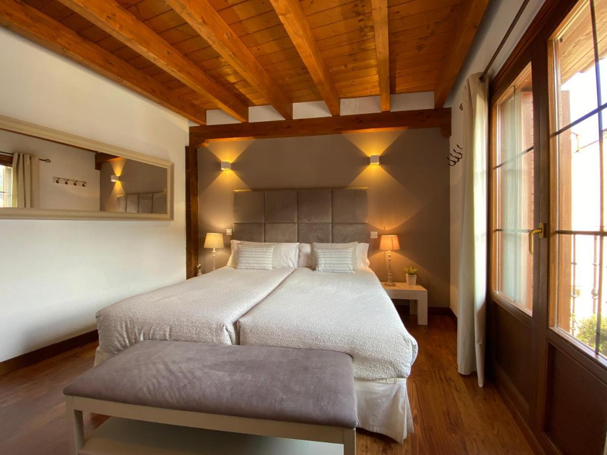 Apartamentos Turisticos Ezcaray Luaran gambar